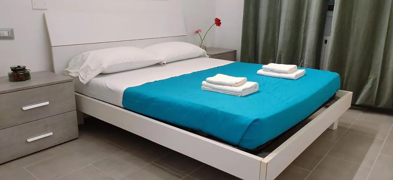 Caravel Appartamentini Lido di Camaiore Feriehus