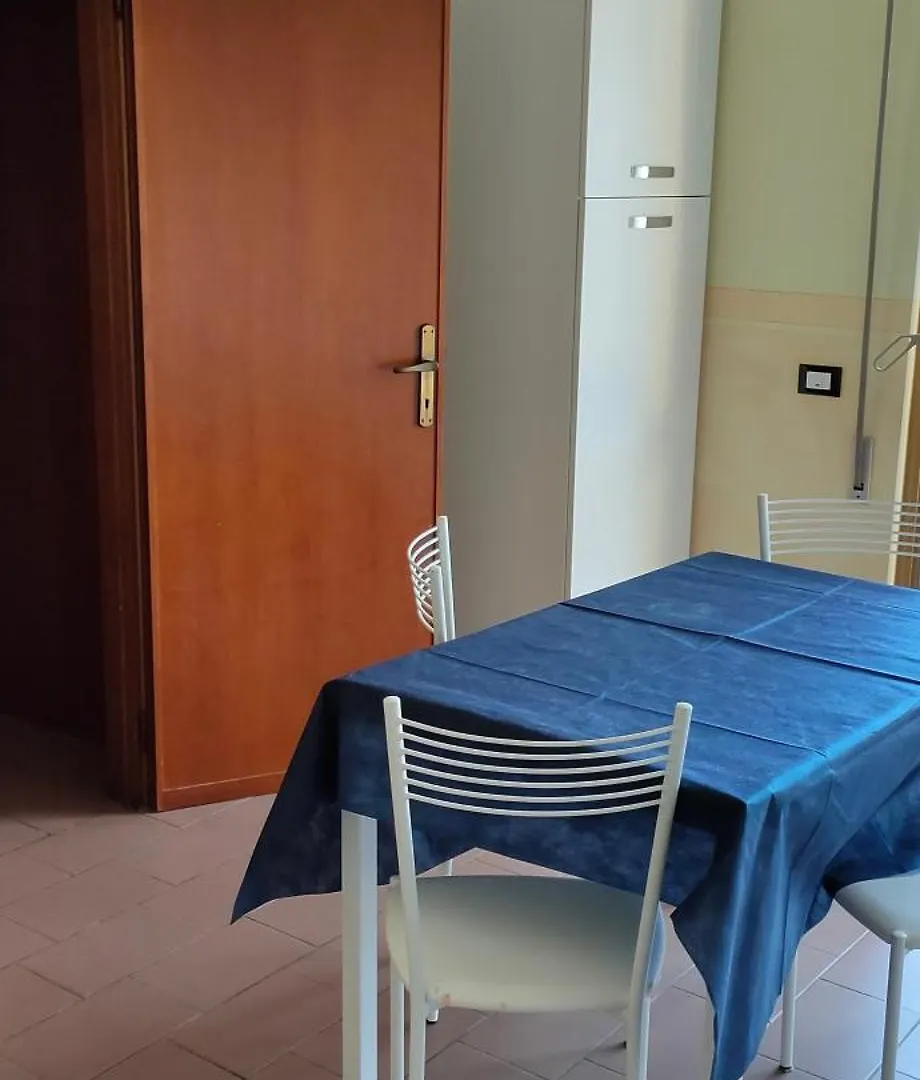 Caravel Appartamentini Lido di Camaiore Feriehus